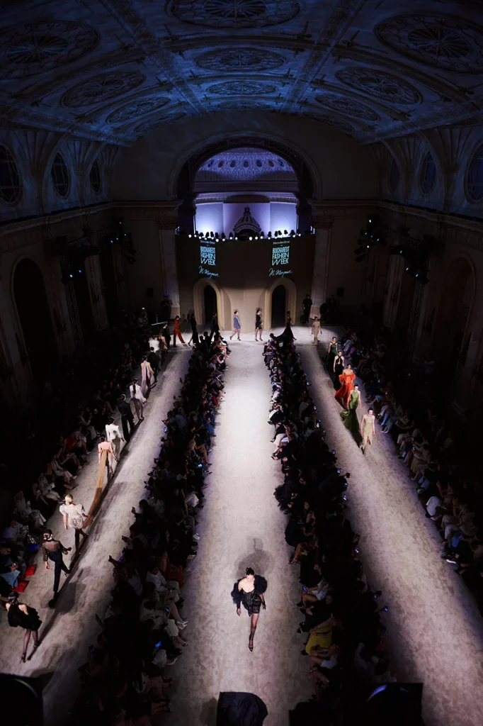 Mercedes-Benz Bucharest Fashion Week — photograph 28